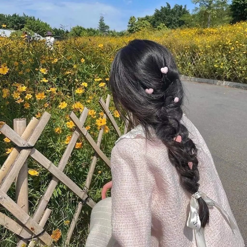 在凡妲的小房间里
